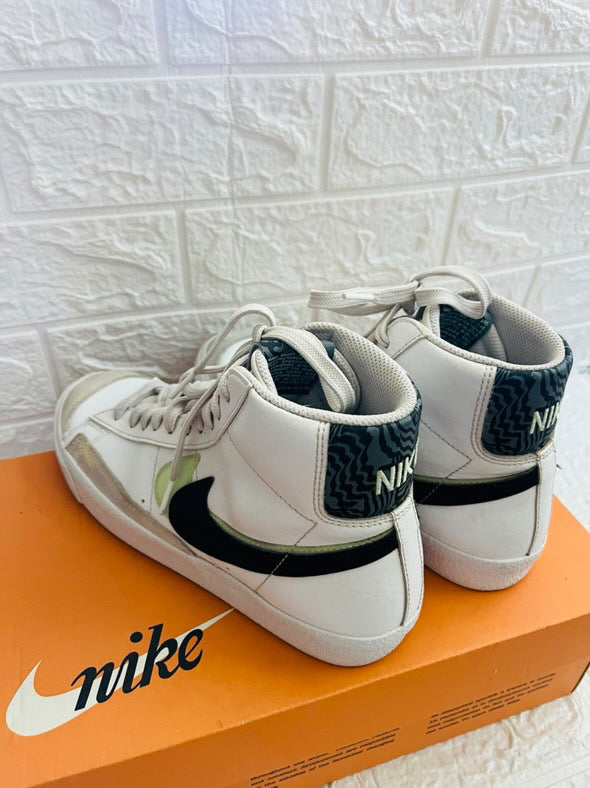ZAPATILLAS NIKE BLAZER MID77 (38,5)