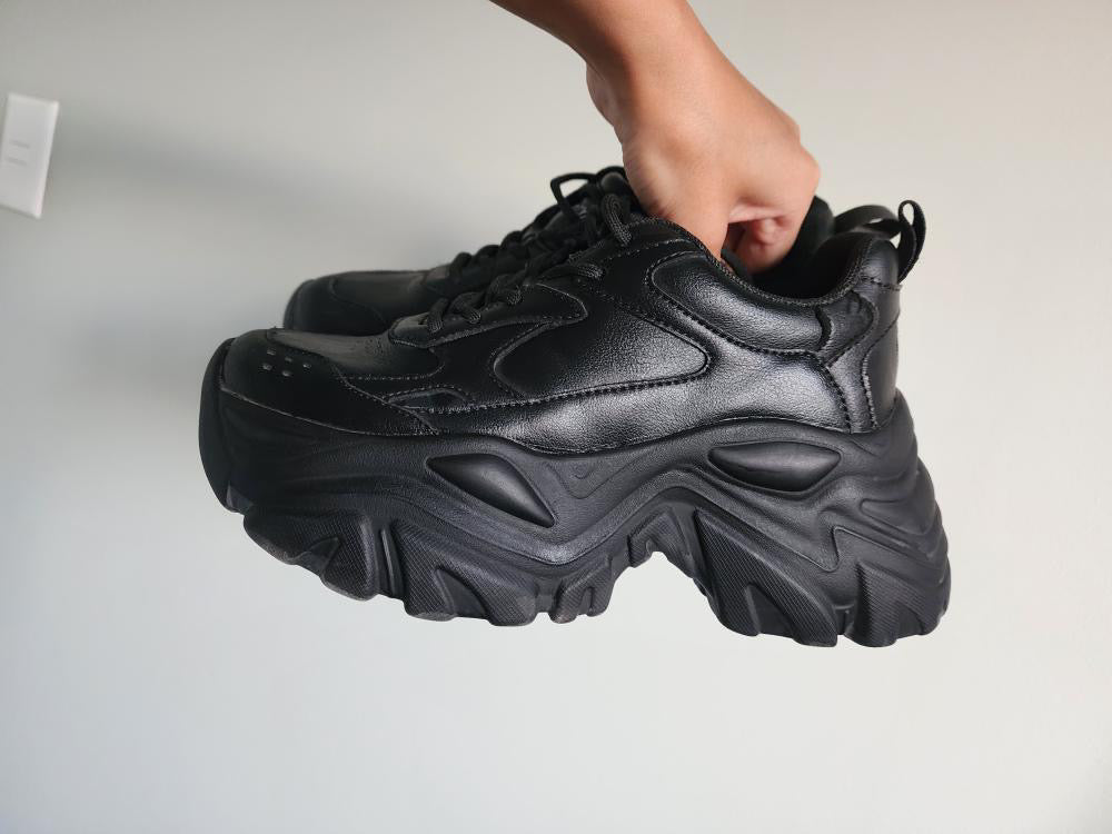 ZAPATILLAS CMORAN (35)