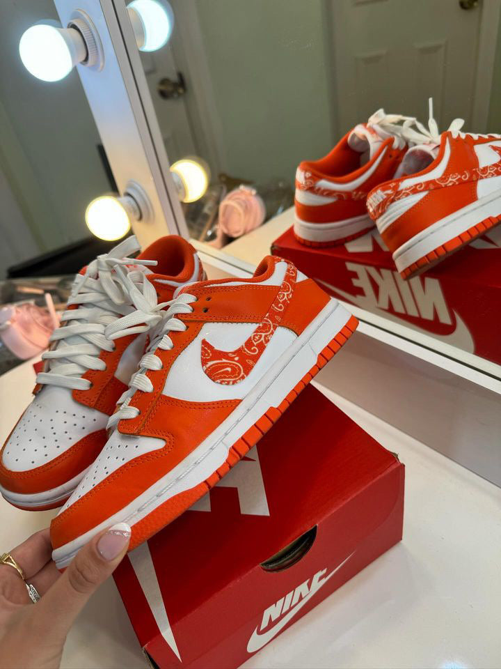ZAPATILLAS NIKE DUNK LOW (37,5)