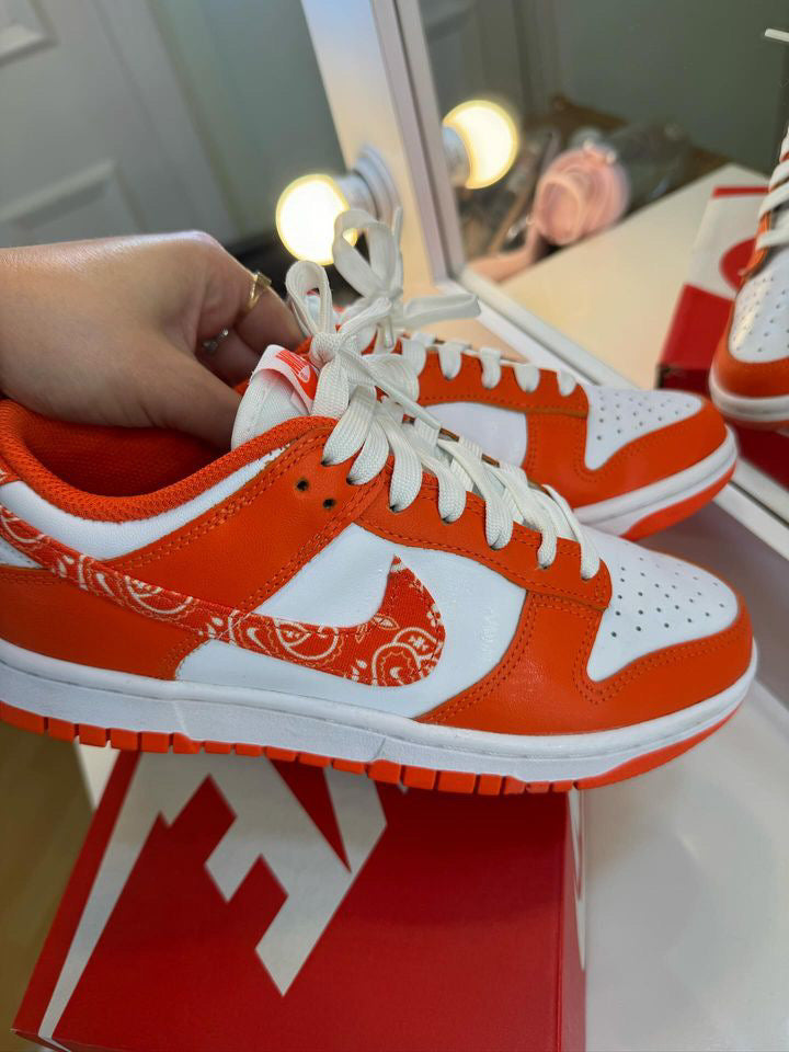ZAPATILLAS NIKE DUNK LOW (37,5)