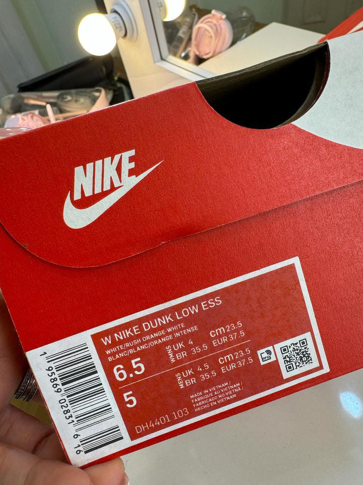 ZAPATILLAS NIKE DUNK LOW (37,5)