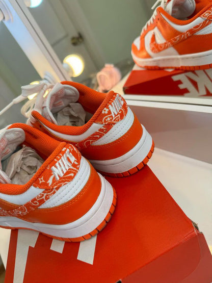 ZAPATILLAS NIKE DUNK LOW (37,5)