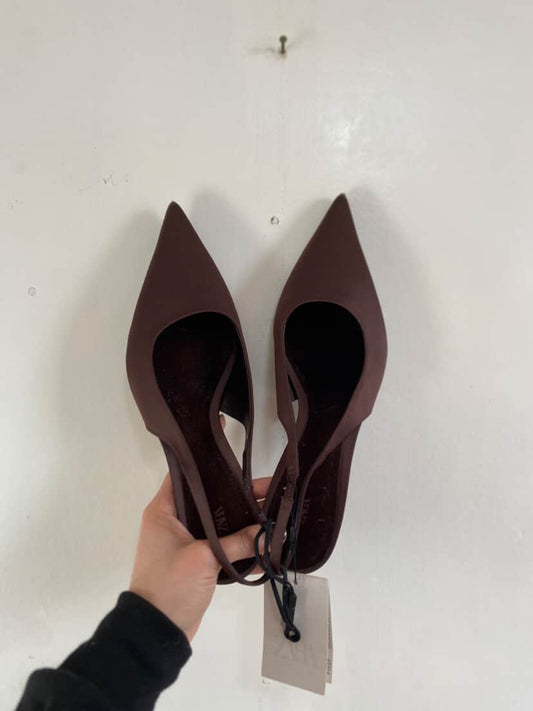 TACÓN ZARA (38)