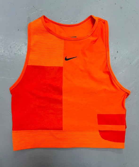 TOP NIKE (XS/S)