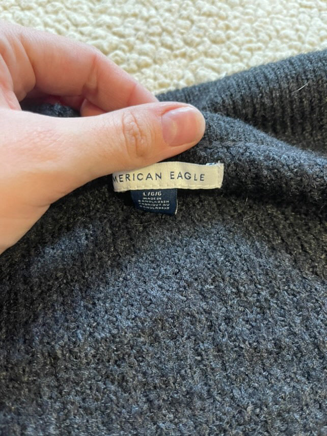 SWEATER AMERICAN EAGLE (L)