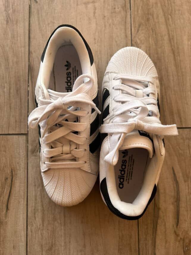 ZAPATILLAS ADIDAS (38)