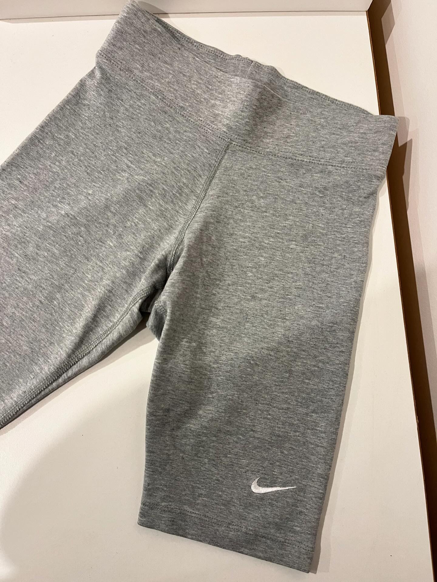 SHORT NIKE (XS)