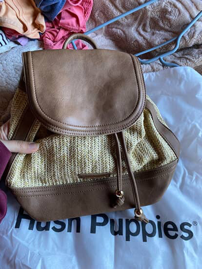 MOCHILA HUSH PUPPIES