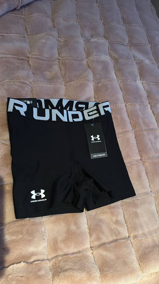 SHORT UNDER ARMOUR (XS)