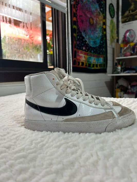 ZAPATILLAS NIKE BLAZER (39)