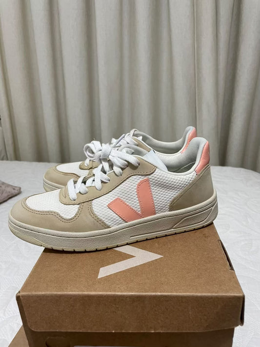 ZAPATILLAS VEJA (38)